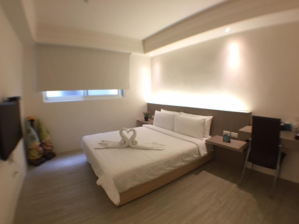 Happiness Dot Apartment Tamsui Exterior photo