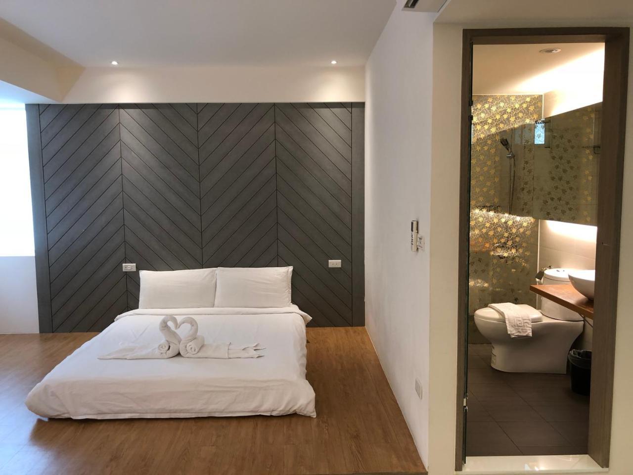 Happiness Dot Apartment Tamsui Exterior photo